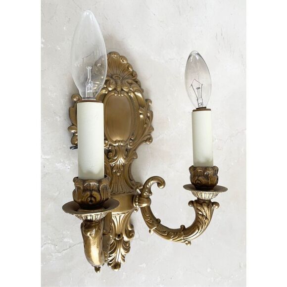 Vintage Neoclassical Style Solid Brass Wall Sconse 2 Light Arm Urn Design - Picture 3 of 5